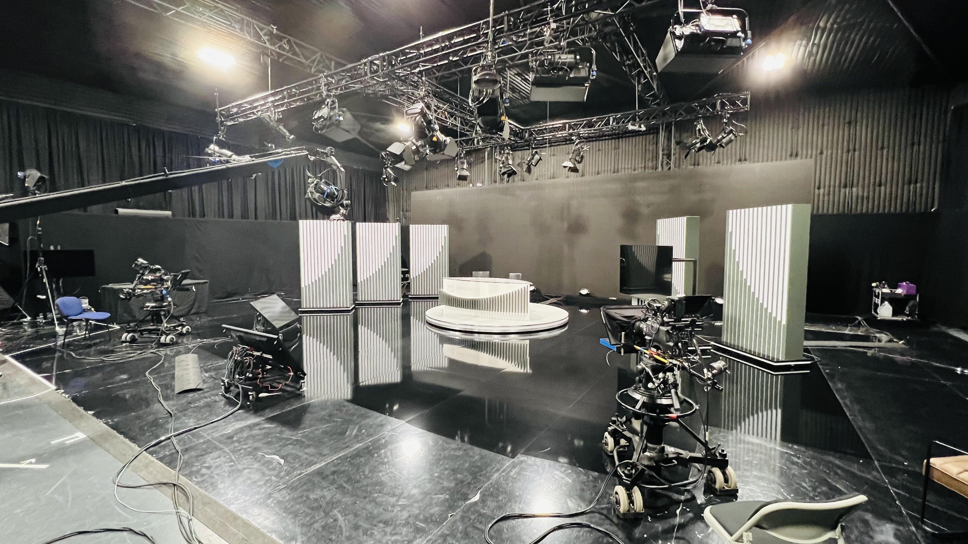 AWS EXEC LEADERS LIVE STREAM