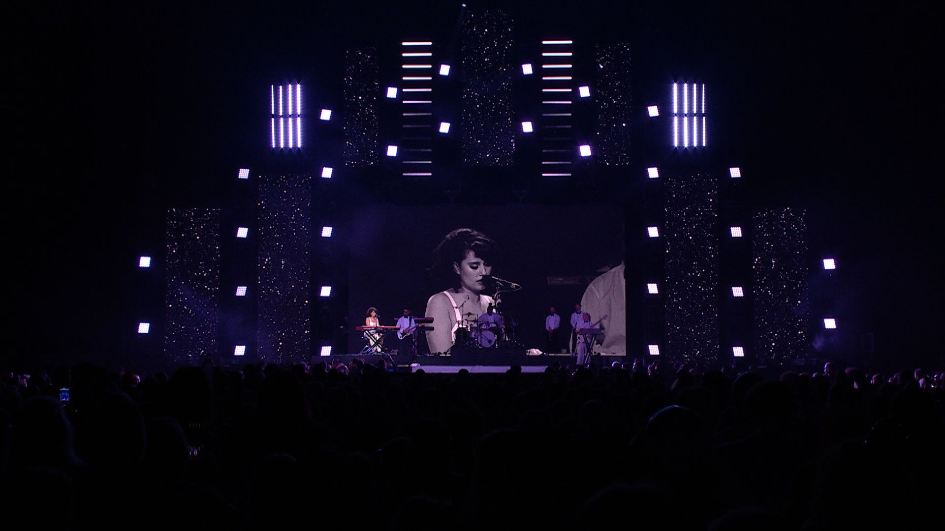JINGLE BELL BALL 2023
