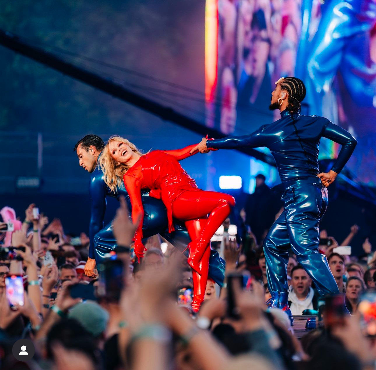 KYLIE – BRITISH SUMMERTIME