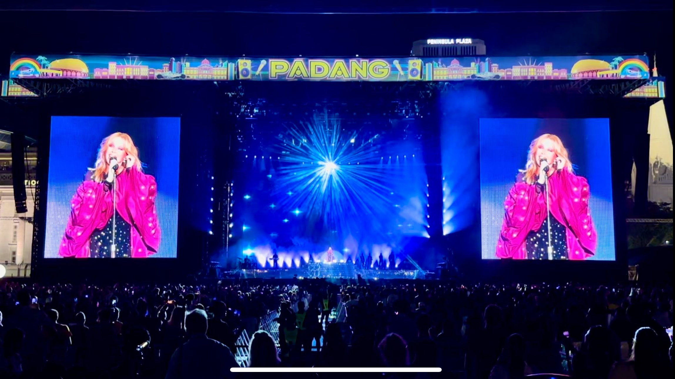 KYLIE – SINGAPORE GRAND PRIX